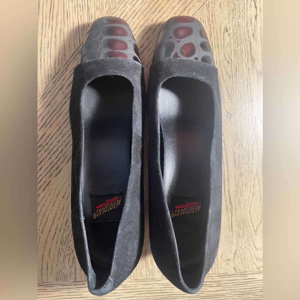 Aerosole Speed Pump Leather Pumps Size 7 CLEARANCE - ANY 2 PAIRS OF SHOES $35